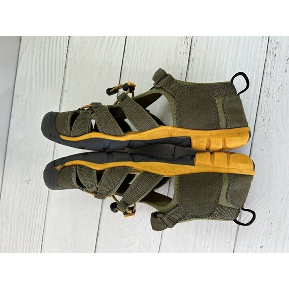 Keen Waterproof Sport Hiking close toe Sandals Dark Green Size 4 - Picture 9 of 13